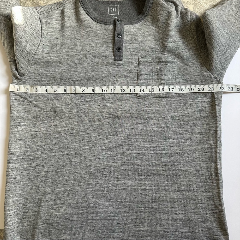 GAP Men’s Heather Gray Long Sleeve Henley Knit Casual 100% Cotton Shirt- Large - Picture 5 of 9